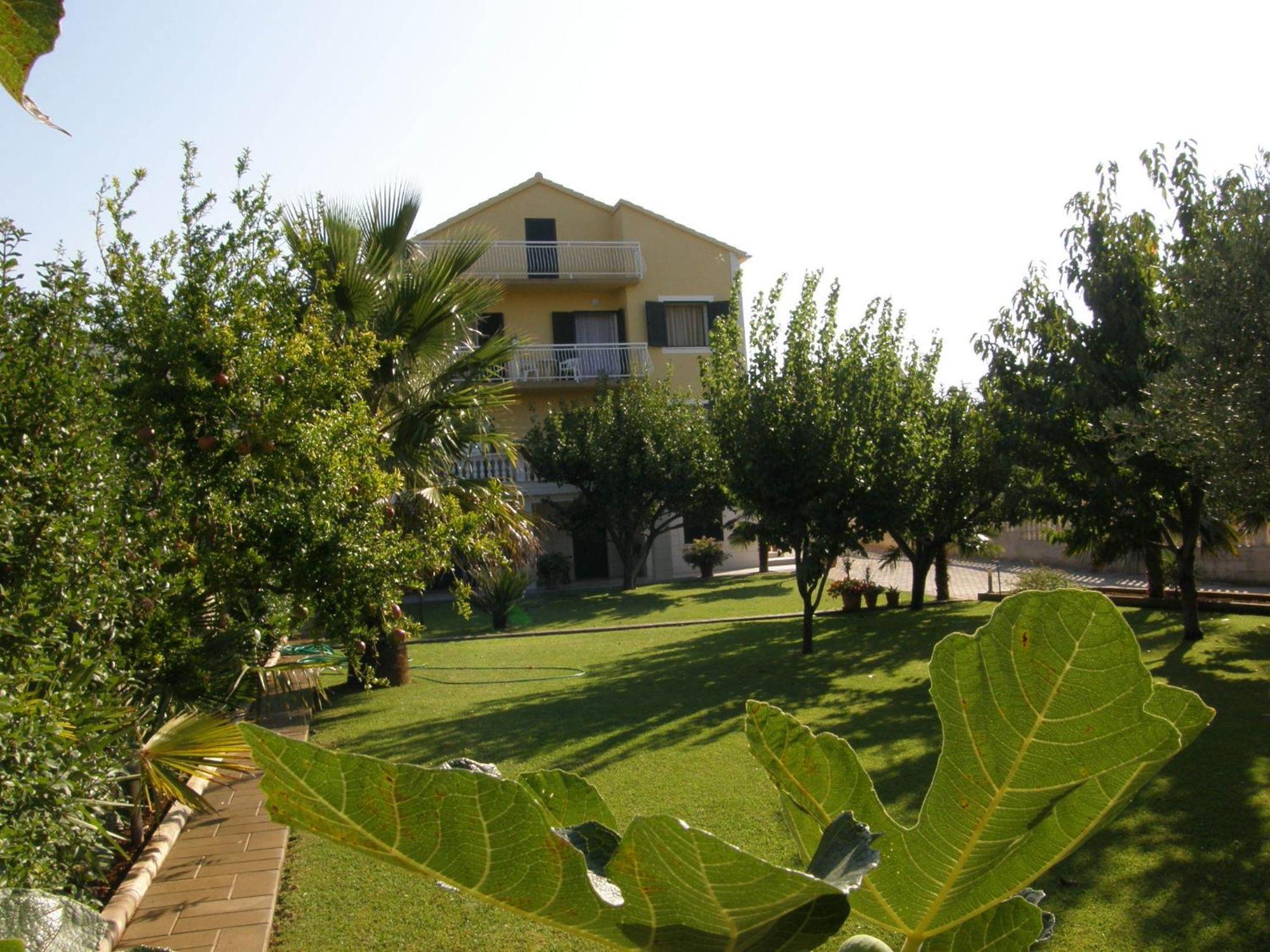 Villa Slavica 1 Vodice Kültér fotó