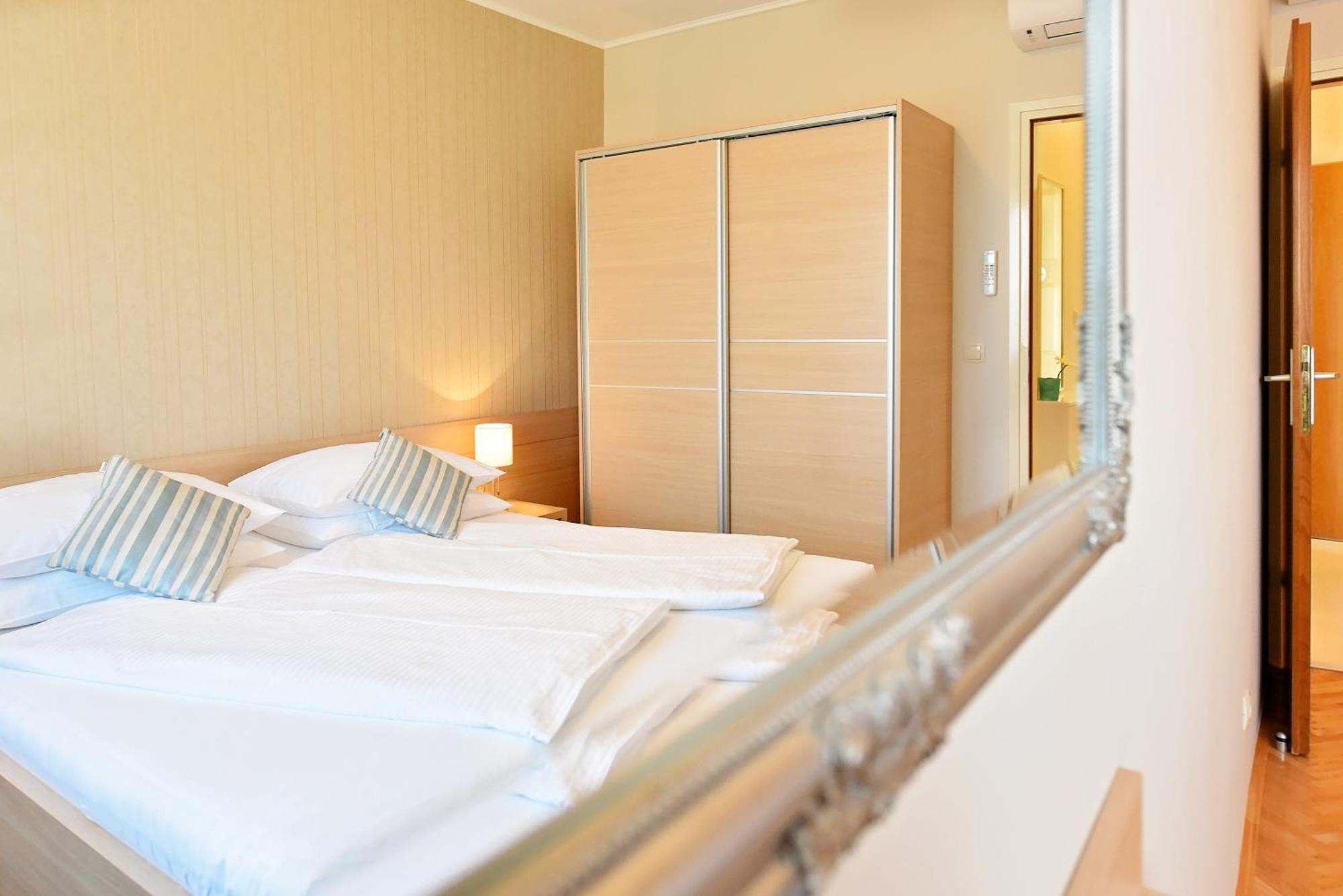 Villa Slavica 1 Vodice Szoba fotó