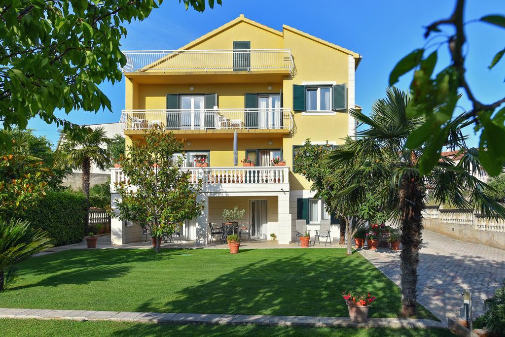 Villa Slavica 1 Vodice Kültér fotó