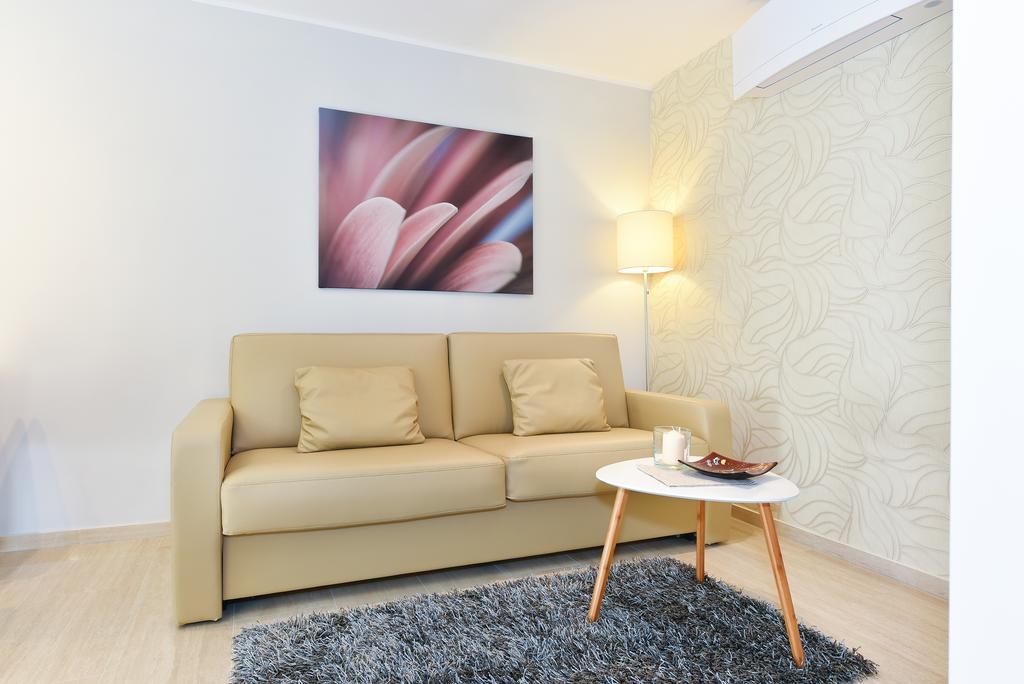 Villa Slavica 1 Vodice Kültér fotó