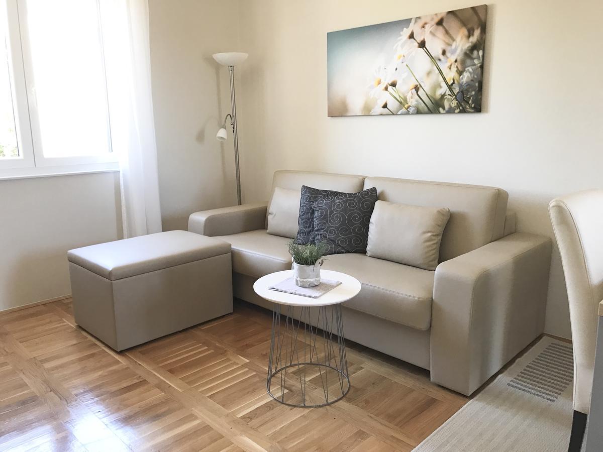 Villa Slavica 1 Vodice Kültér fotó