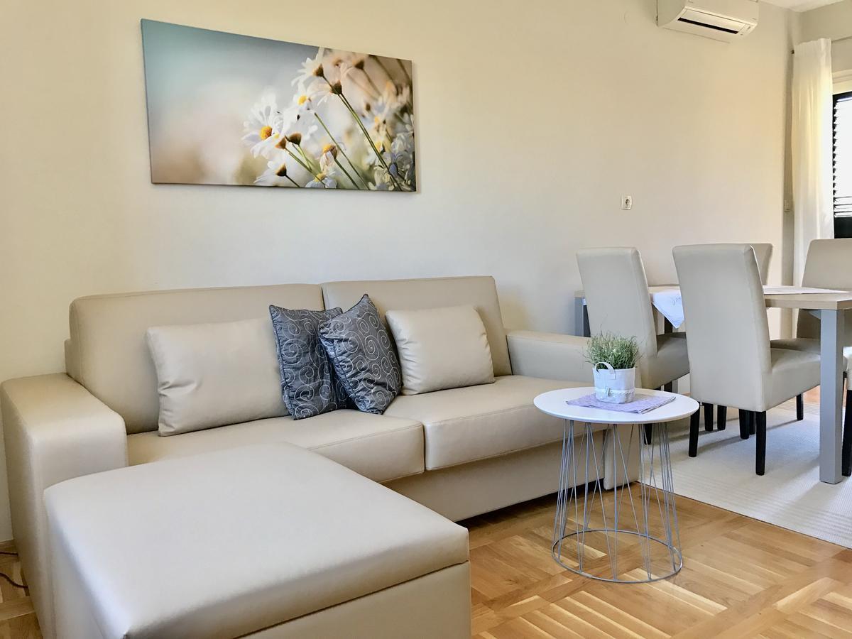 Villa Slavica 1 Vodice Kültér fotó